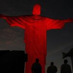 Cristo Redentor na luta pelo Dia Mundial Contra a Aids