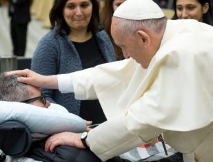 Doenças raras: Vaticano pede pesquisa e solidariedade