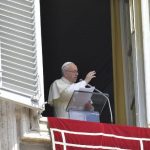 Papa: a caridade dos cristãos não nasce de ideologias mas de Jesus