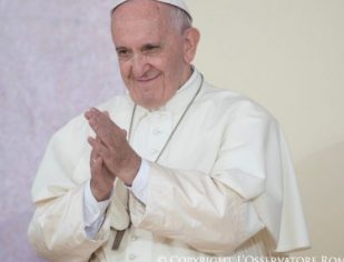 Papa: fim de semana com os jovens, em vista do Sínodo