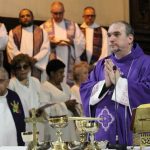 “O templo de Deus foi duplamente violado”, diz padre em Missa por falecidos em Campinas