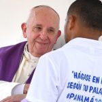 Papa a menores infratores: olhar de Deus não vê rótulos, mas filhos