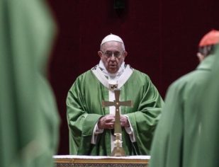 Existe a Misericórdia de Deus, mas também existe a sua ira, diz Papa Francisco