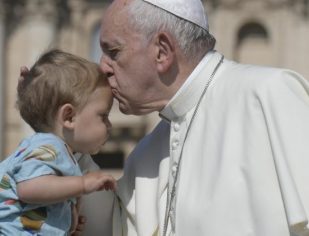 Não há lugar para o egoísmo na alma do cristão, diz Papa Francisco