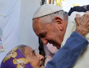 Papa: rezemos pelos enfermos abandonados e deixados a morrer